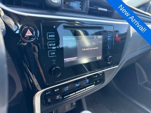Used 2018 Toyota Corolla SE FWD image 14