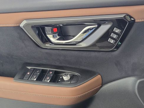 New 2026 Subaru Forester Touring image 30