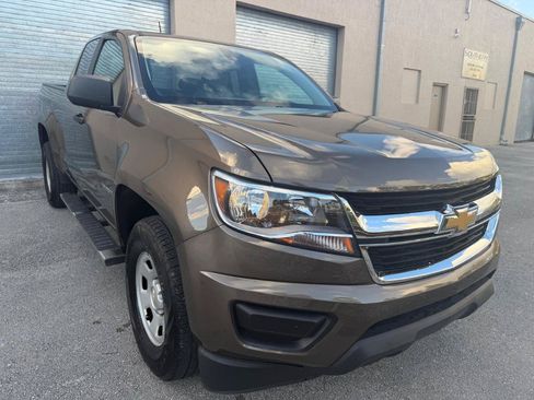 Used 2016 Chevrolet Colorado W/T w/ WT Convenience Package RWD image 2