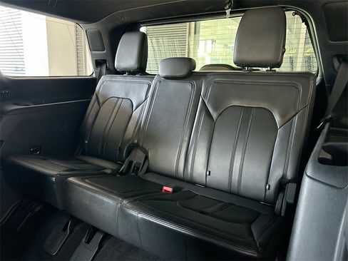 Used 2020 Ford Expedition Limited w/ Equipment Group 301A image 49