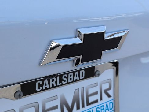 New 2026 Chevrolet Equinox RS FWD image 32