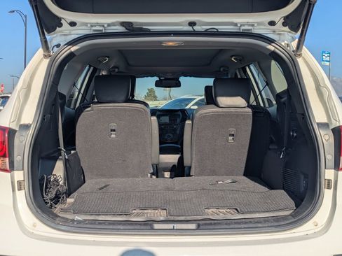 Used 2018 Hyundai Santa Fe Limited image 33