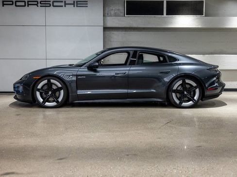 Used 2025 Porsche Cayenne S image 2