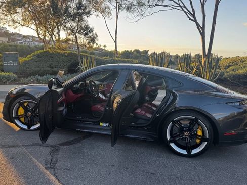 Used 2020 Porsche Taycan Turbo S image 2