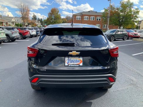 New 2026 Chevrolet Trax LS w/ LS Convenience Package image 6