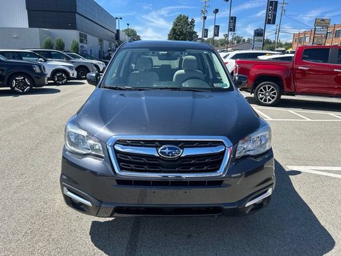 Used 2017 Subaru Forester 2.5i Premium AWD/4WD image 2