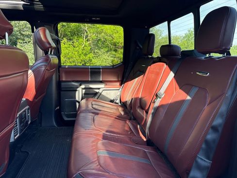 Used 2020 Ford F150 Platinum w/ Equipment Group 701A Luxury AWD/4WD image 17