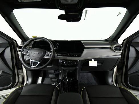 New 2026 Chevrolet TrailBlazer ACTIV w/ Driver Confidence Package image 18