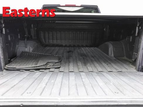 Used 2023 Chevrolet Silverado 1500 LT AWD/4WD image 9