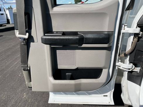 Used 2019 Ford F550 4x4 SuperCab Super Duty image 20