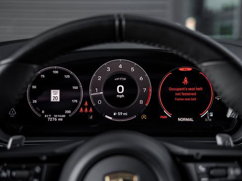 Certified 2025 Porsche Cayenne GTS AWD/4WD image 31