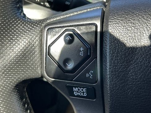 Used 2021 Toyota Tacoma TRD Sport w/ Technology Package image 35