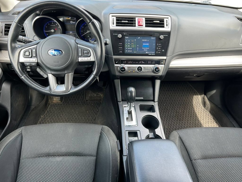 Used 2017 Subaru Outback 2.5i Premium AWD/4WD image 5