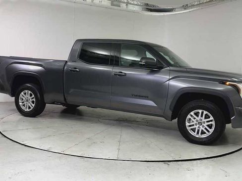 Used 2023 Toyota Tundra SR5 w/ SR5 Premium Package AWD/4WD image 8