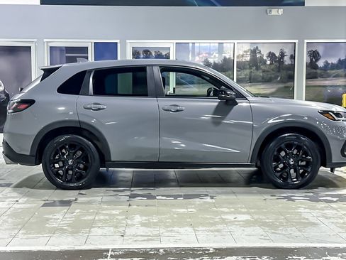 Used 2024 Honda HR-V Sport image 7