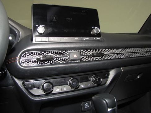 Certified 2024 Honda HR-V Sport image 7
