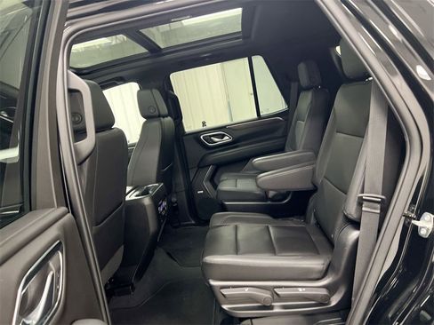 Used 2023 Chevrolet Tahoe Z71 w/ Luxury Package image 23