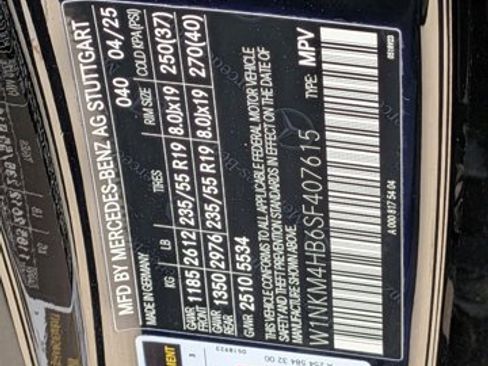 Used 2025 Mercedes-Benz GLC 300 4MATIC image 16