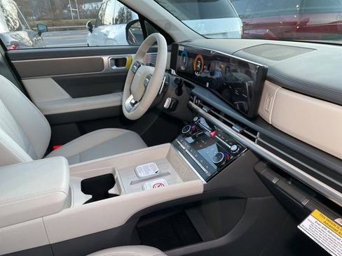 New 2026 Hyundai Santa Fe SEL image 8