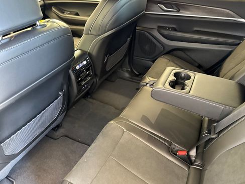 New 2026 Jeep Grand Cherokee L 4WD image 11