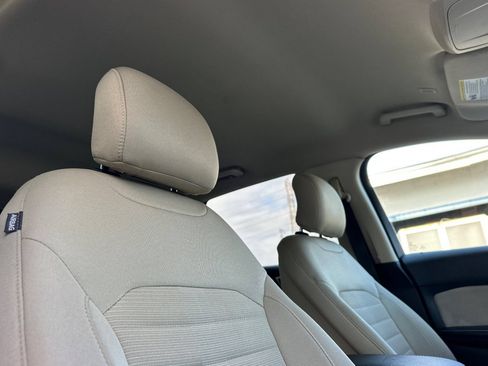 Used 2019 Ford Edge SEL AWD/4WD image 21