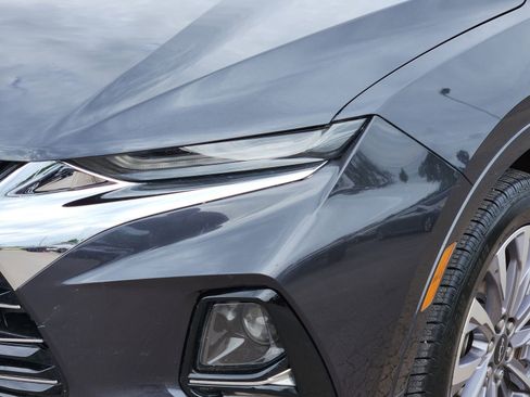 Used 2022 Chevrolet Blazer Premier w/ Driver Confidence II Package FWD image 11
