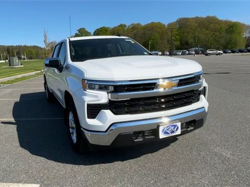 New 2025 Chevrolet Silverado 1500 LT w/ Z71 Off-Road Package image 3