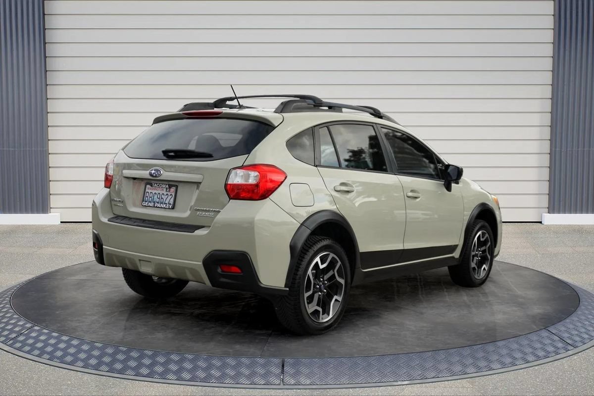 Used 2016 Subaru Crosstrek 2.0i AWD/4WD image 7