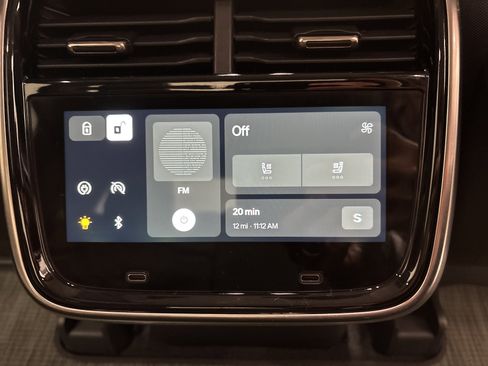 Used 2023 Rivian R1T Adventure image 28