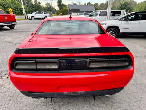 Used 2022 Dodge Challenger GT w/ Blacktop Package AWD/4WD image 4