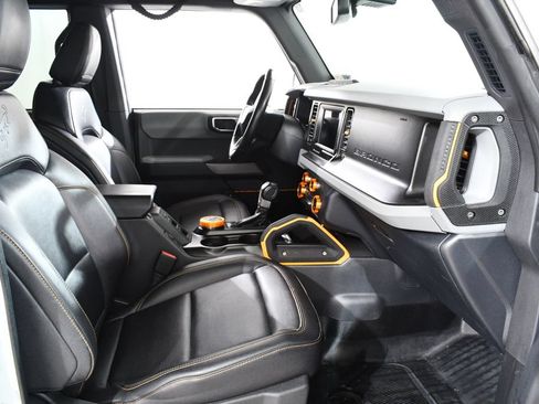 Used 2022 Ford Bronco Badlands w/ Sasquatch Package AWD/4WD image 10