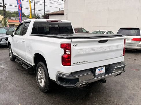 Used 2021 Chevrolet Silverado 1500 LT w/ Z71 Off-Road Package AWD/4WD image 5