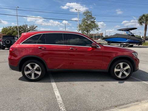 Used 2019 Mercedes-Benz GLC 300 image 4