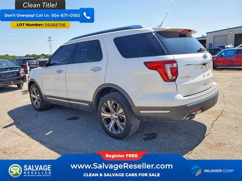 Used 2018 Ford Explorer Platinum AWD/4WD image 3