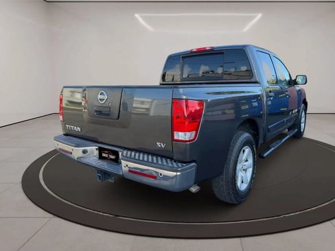 Used 2012 Nissan Titan SV w/ SV Value Truck Pkg RWD image 6