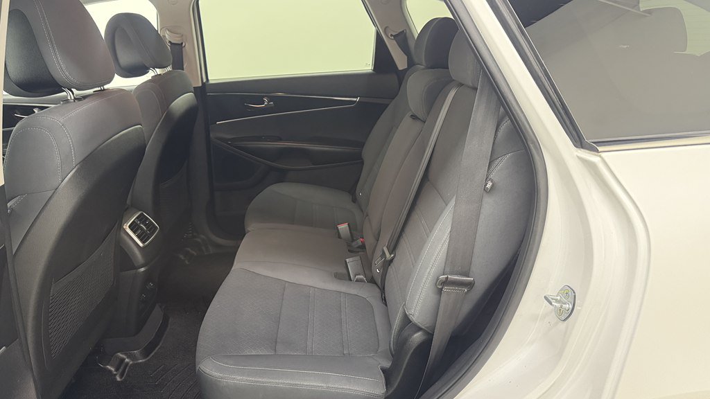 Used 2016 Kia Sorento AWD w/ LX Convenience Package image 22