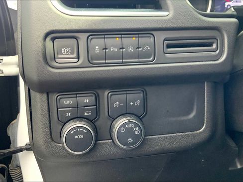 Used 2021 Chevrolet Tahoe LT image 68