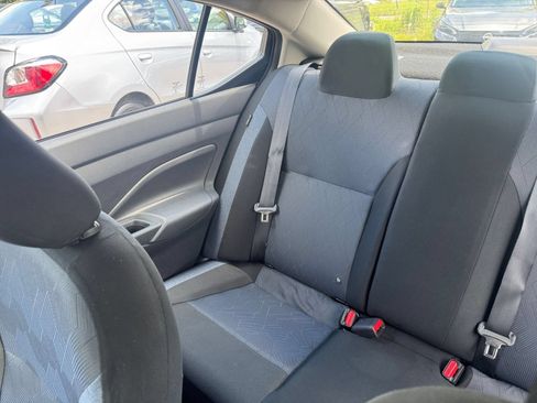 Used 2025 Nissan Versa SV FWD image 37