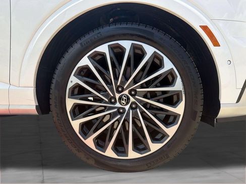 Used 2026 Hyundai Palisade Calligraphy FWD image 12