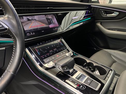 Used 2019 Audi Q8 Premium Plus w/ Premium Plus image 19