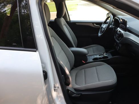 Used 2020 Ford Escape SE AWD/4WD image 22