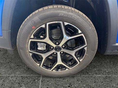 New 2026 Jeep Compass Limited image 23