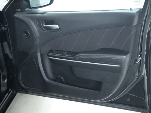 Used 2023 Dodge Charger SXT image 32