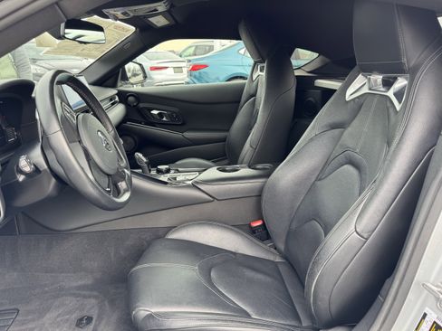Used 2022 Toyota Supra Premium w/ Driver Assist Package image 25