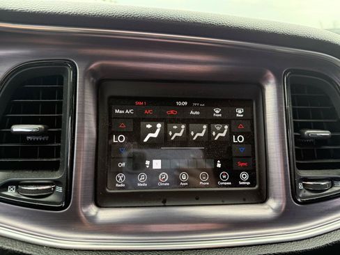 Used 2018 Dodge Challenger SXT w/ Blacktop Package RWD image 27