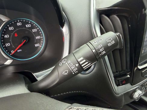 Certified 2023 Chevrolet Traverse LT image 30