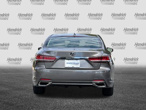 Used 2018 Lexus LS 500 w/ Accessory Package (Z2) RWD image 6