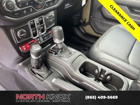 New 2025 Jeep Wrangler Unlimited Rubicon 392 image 18