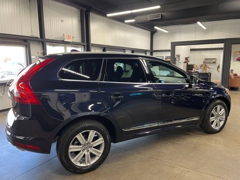 Used 2017 Volvo XC60 T5 Inscription w/ Preferred Option Package FWD image 15