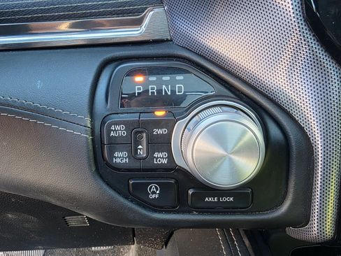 Used 2020 RAM 1500 Limited AWD/4WD image 18